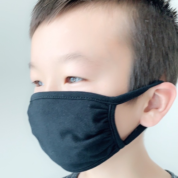 KIDS COTTON FACE MASKS - 3 PIECES - Picture 7 of 8